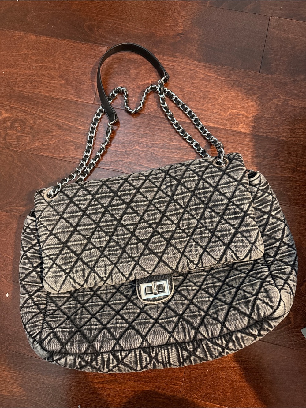 Quilted Grey Chain-Handle Shoulder Bag